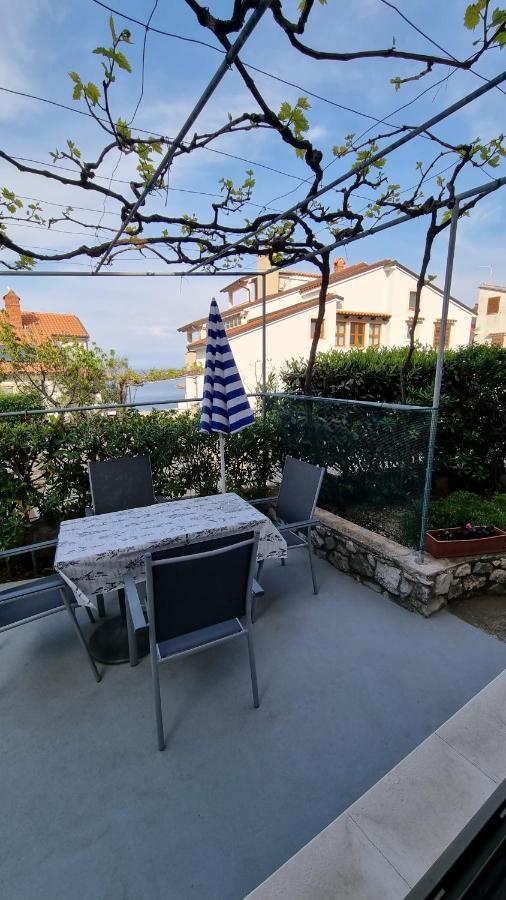 Apartments Katja Mali Losinj Ngoại thất bức ảnh